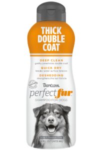 Sampon PERFECTFUR™ Thick Double Coat by Tropiclean (Ciobanesc German, Ciobanesc Australian, Pomeranian, Huski Sibesian și rase cu blană in doua straturi)